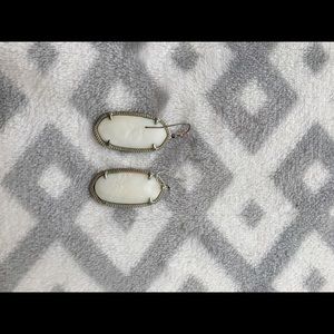 Kendra Scott Elle earrings